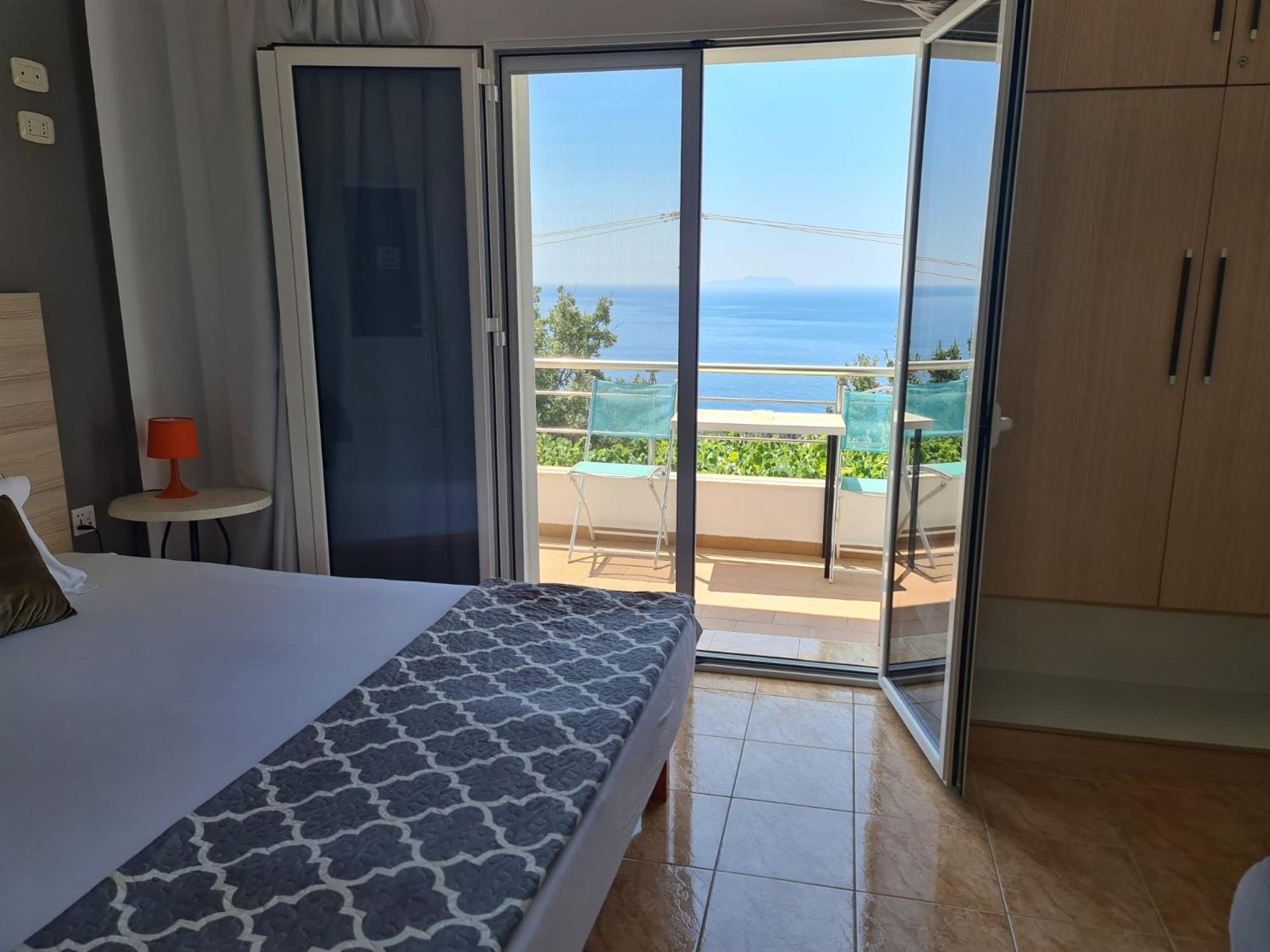 Salt Life Hotel Dhermi Luaran gambar