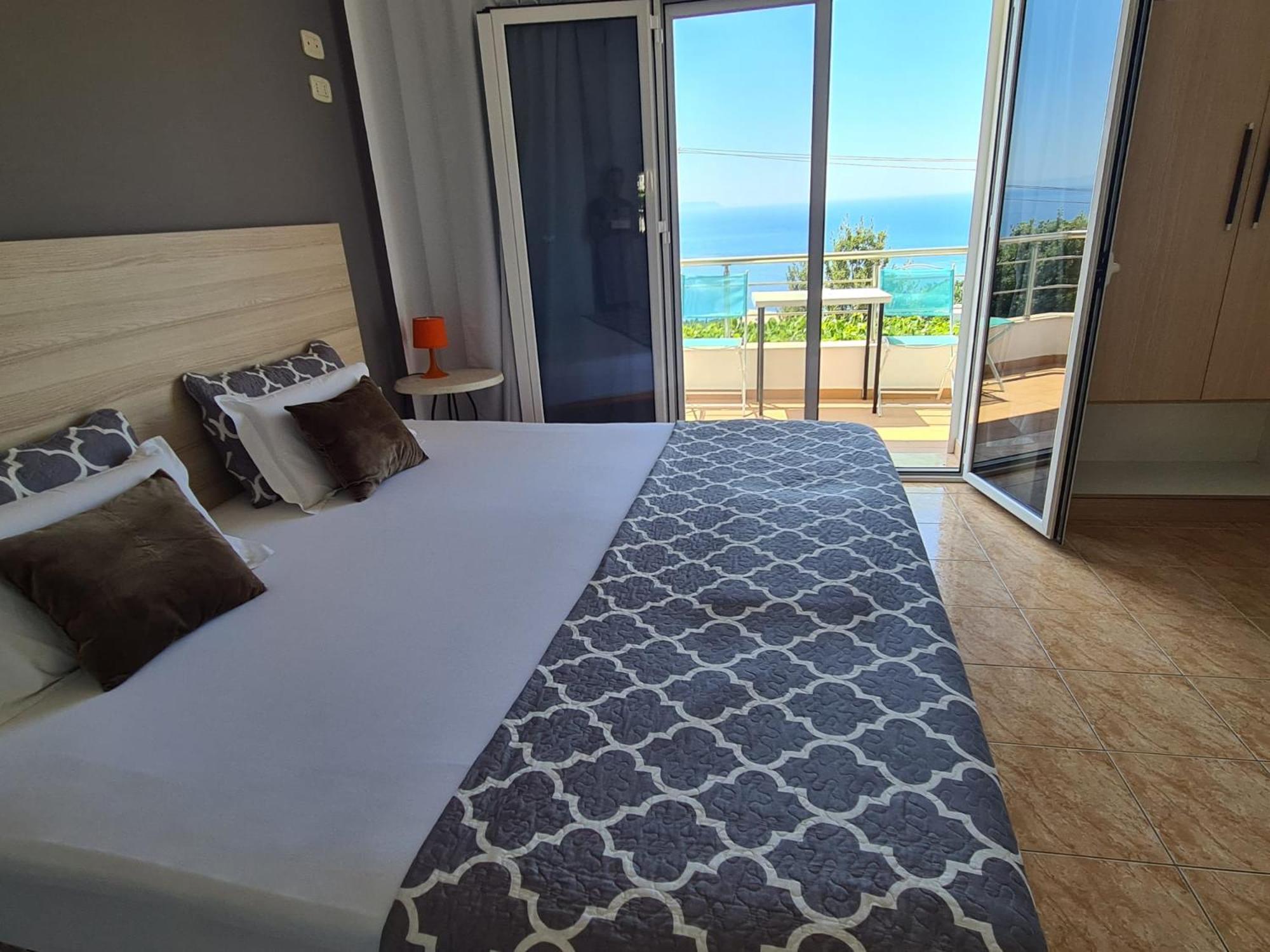 Salt Life Hotel Dhermi Luaran gambar