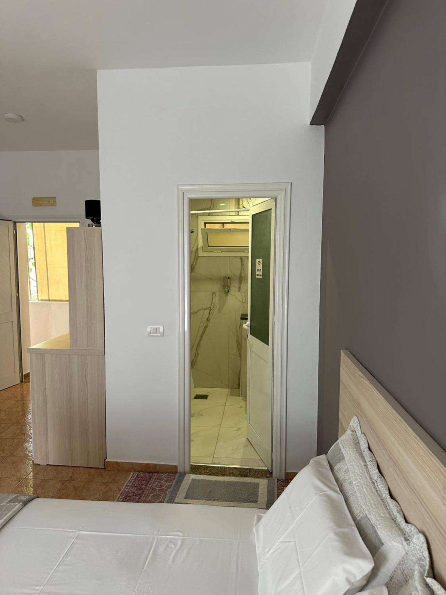 Salt Life Hotel Dhermi Luaran gambar